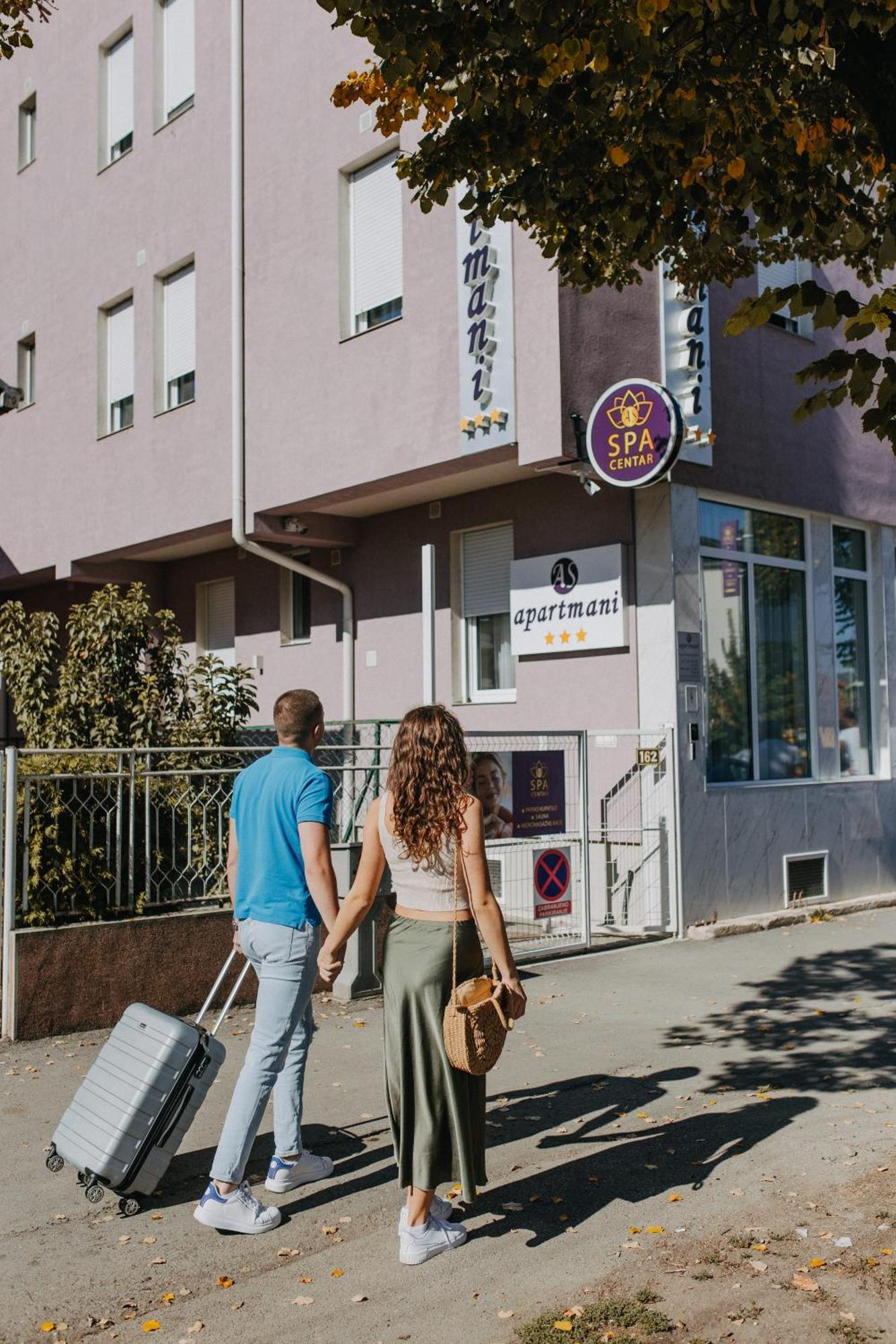 As Apartmani Пирот Екстериор снимка