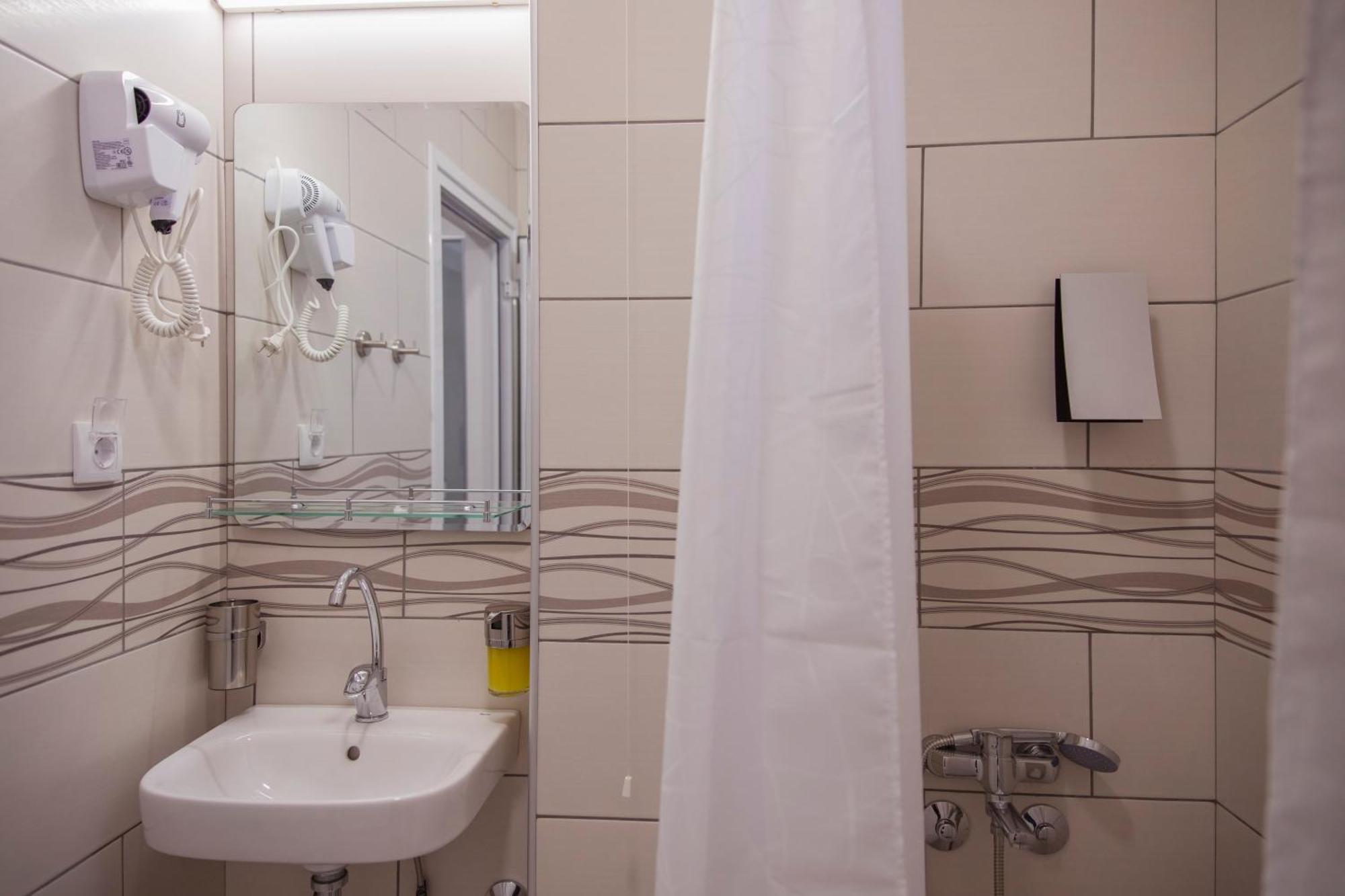 As Apartmani Пирот Екстериор снимка